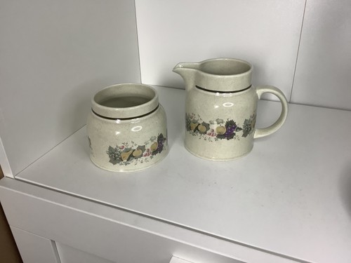 Royal doulton lambeth ware - royal,