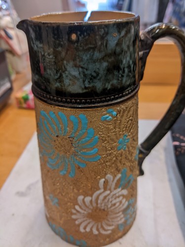 Royal doulton and lambeth - doulton,