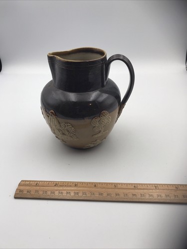 Antique royal doulton - royal,