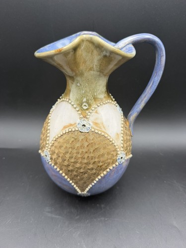 Royal doulton lambeth - royal, lily